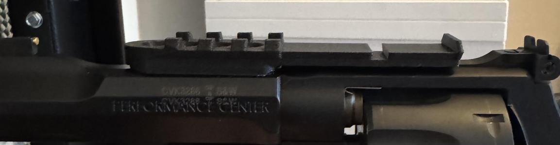 S&W TRR8 Rail Aimpoint Acro Adapter