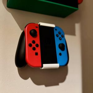 Joy-Con Grip Wall Mount