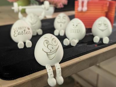 Smiling Articulated Egg