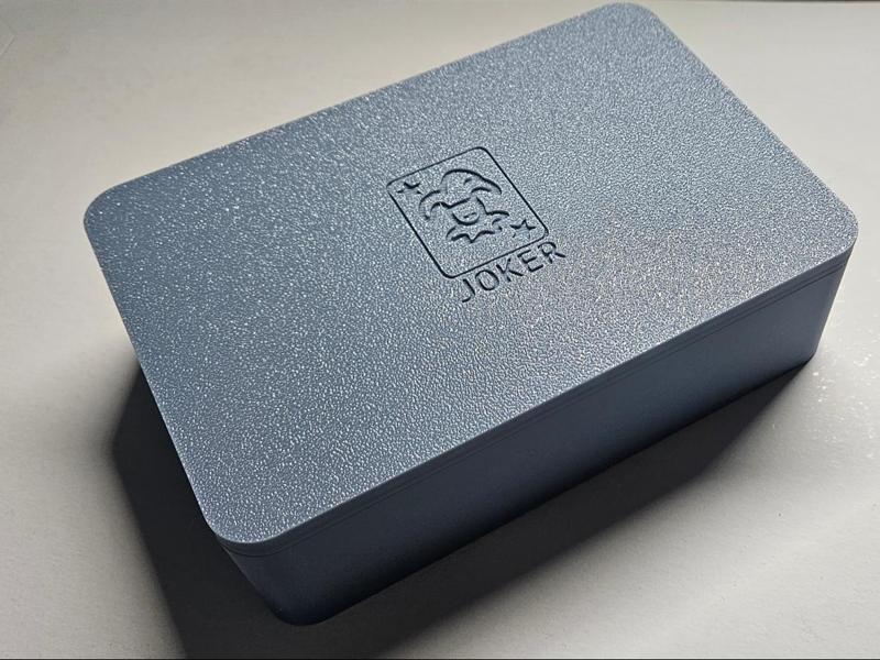 Smooth Box 8 compartment with magnet lid