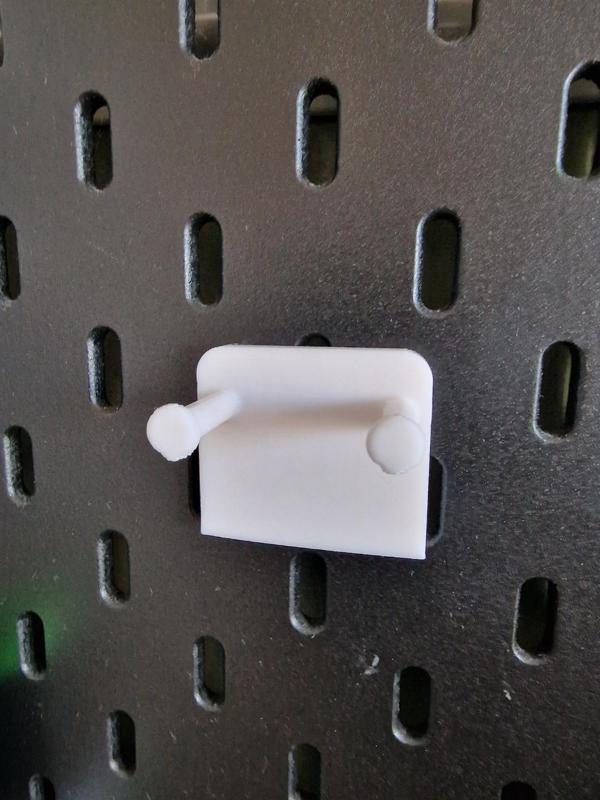 Skadis - Simple Tool Holder