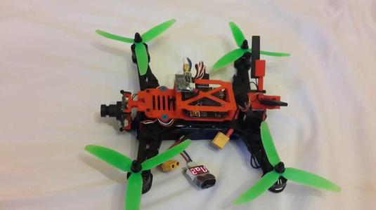 thUndead Mini Quadcopter FPV Racer v1