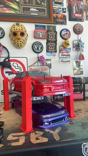 1:10 RC Car Hoist