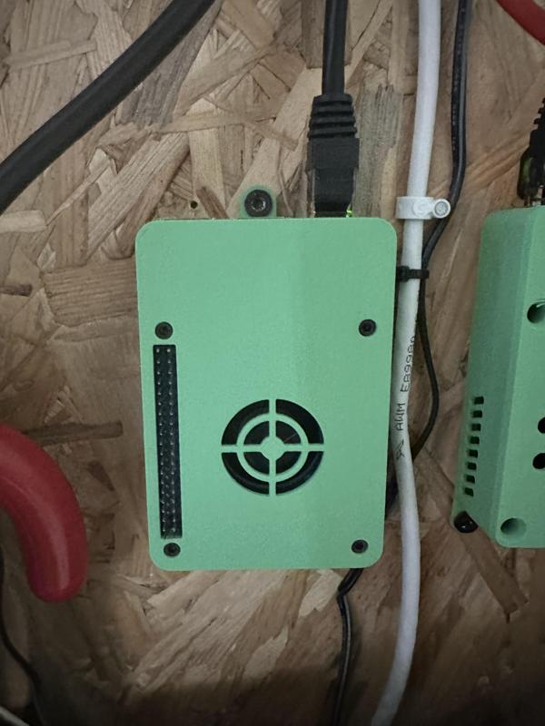 Raspberry Pi 5 PoE Housing with Wall Mount (Waveshare HAT F)