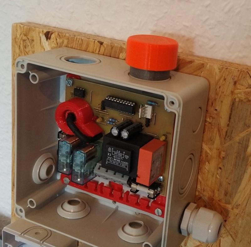 Emergency stop button for machinery