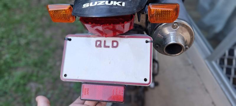 DRZ400 Plate Bracket Reflector