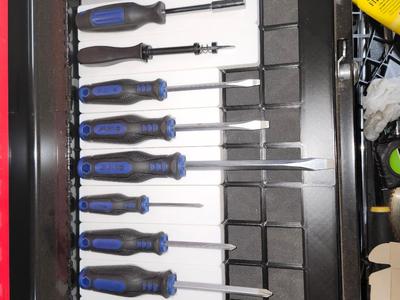 Quinn Master Mechanic Screwdrivers Gridfinity Set