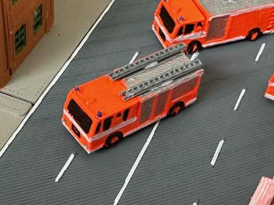 Fire Engine 8 - Engine with squad cabin (z-scale)