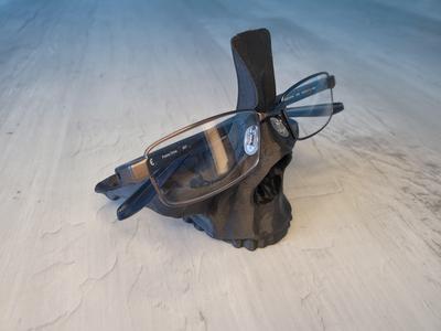 Skull Eyeglass Holder