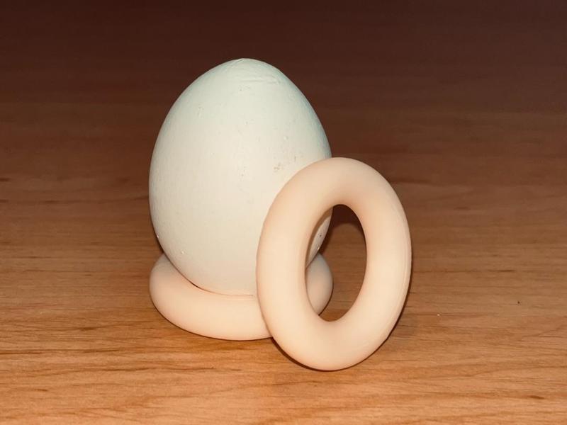 Simple elegant egg holder stand ring