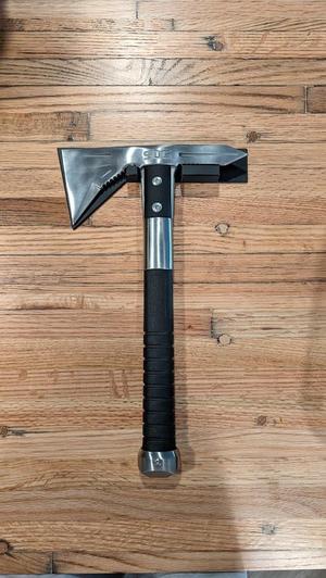 Sog Axe Wall Mount