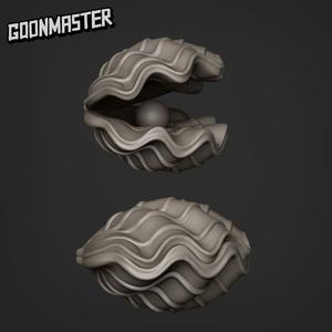Giant Clam - Open and Closed