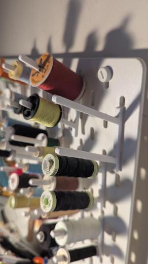 Support bobines pour panneau perforé IKEA SKADIS / Coil holder for IKEA SKADIS peg board