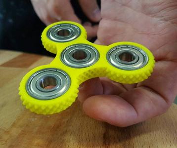 Knurled Tri-Spinner EDC Fidget Widget / Triple Bearing Spinner