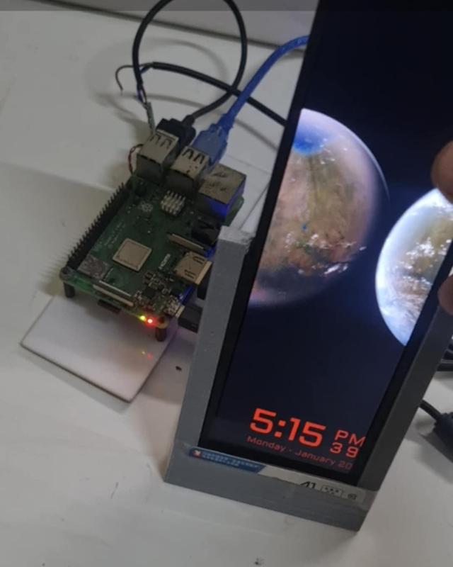 Pi Digital Clock 7.84" Display
