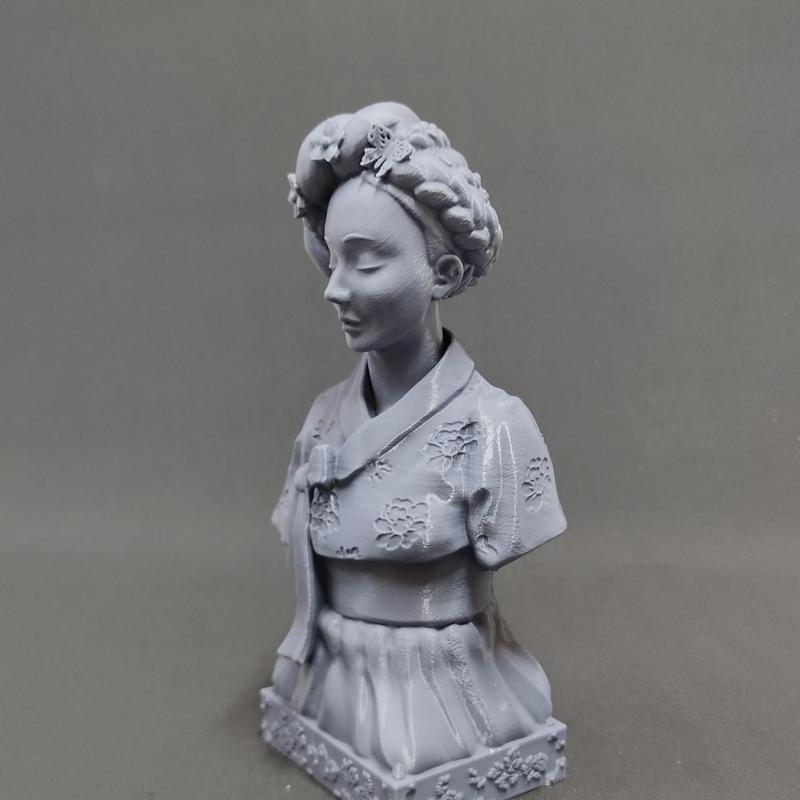 Bust of korean lady