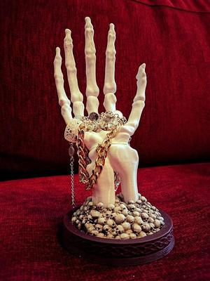 Skeletal Hand stand