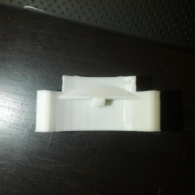 Airsoft P90 Magazine Catch