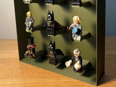 Brick Minifigure Frame