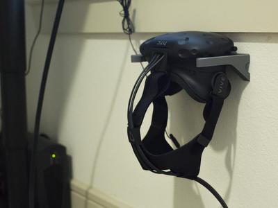 HTC Vive HMD Minimalist Wall Mount