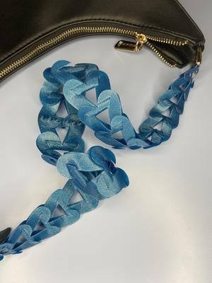 Replace Your Boring Bag Strap – Modular 3D-Printed Heart Strap