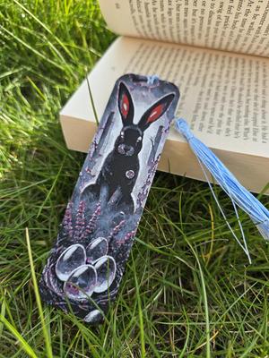 Shadowhop – 3D Printed Bookmark (HueForge Multi-Color Design)