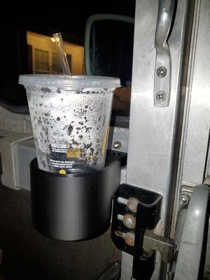 Cup holder for utilimaster stepvan