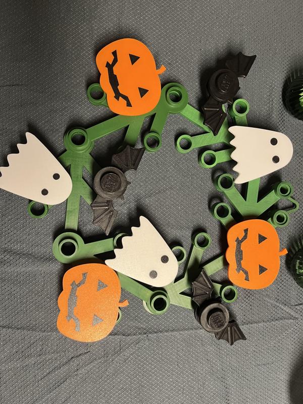 Simple Halloween Ghost for Lego Wreath