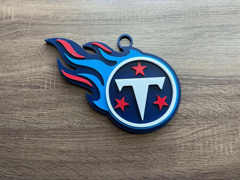 Tennessee Titans Oversized Necklace, Pendant