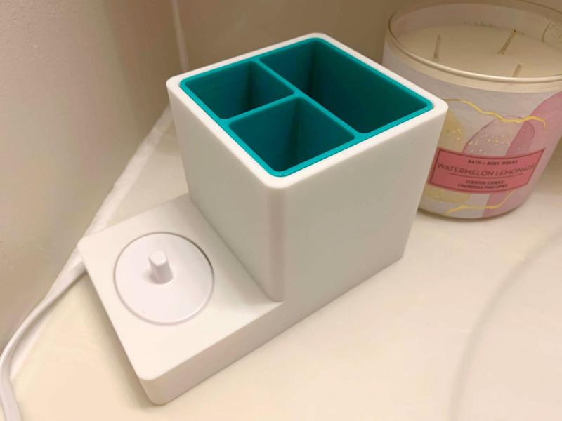 OralB 3 Section Toothbrush holder w/ charger dock