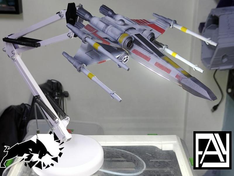 X-wing Desk Lamp