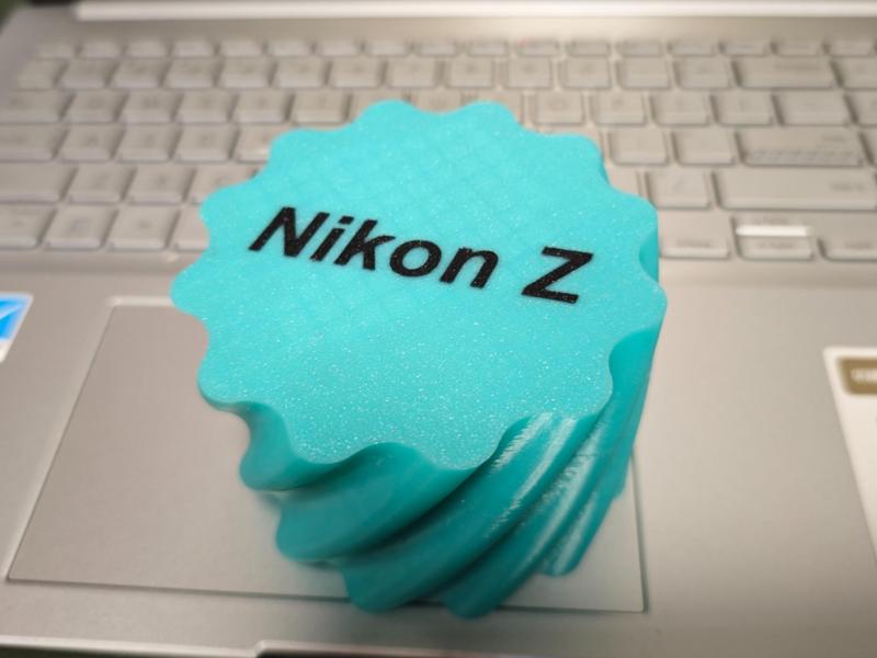 Nikon Bettery and memery card case 