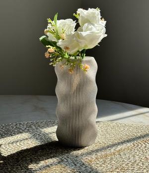 Horizon Twist  Vase