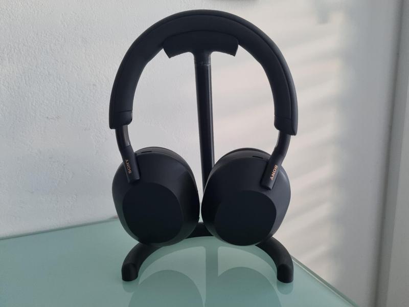 Headphone holder for Sony