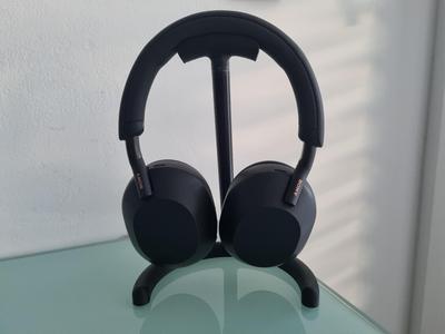 Headphone holder for Sony
