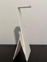 Headphone stand