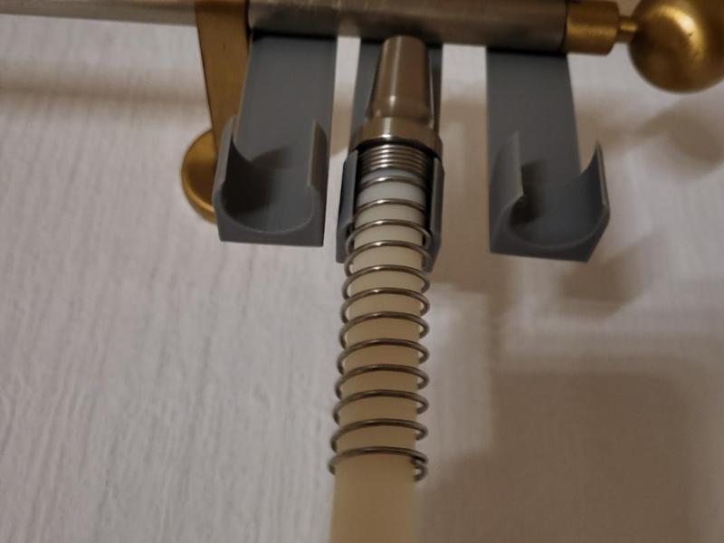 Hookah hose holder