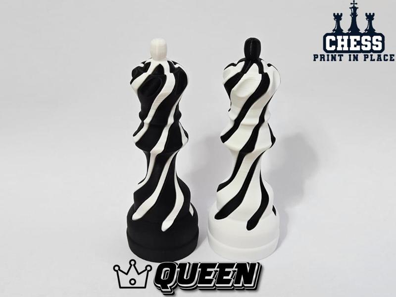 Impossible Chess Queen Fidget