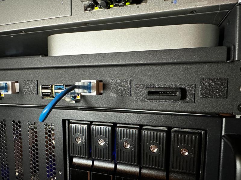 SD Card Holder for UCTRONICS 1U Raspberry Pi Rack