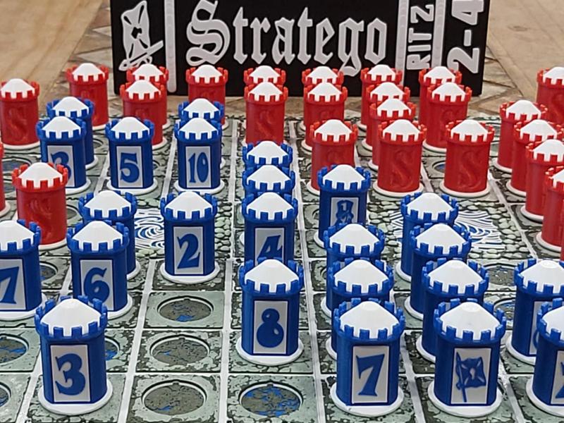 STRATEGO BOARD GAME - Bookcase Edition