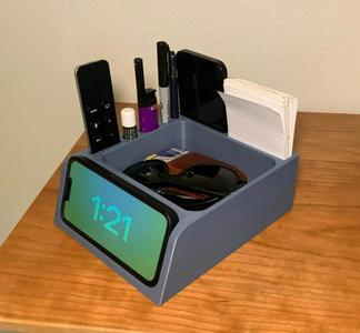 iPhone MagSafe Phone Dock with Tray (w/ F3Z File)