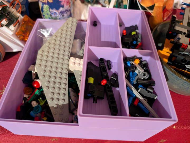 Stackable Box with Separators Japan Style (100mm x 200mm x 33mm)
