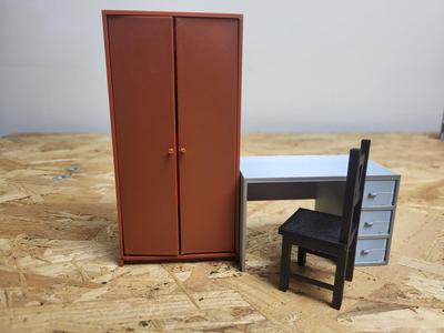 Clothes closet for Dummy 13 
