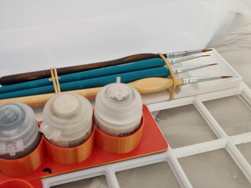 Gridfinity Paint Brush Rack with Drip Tray