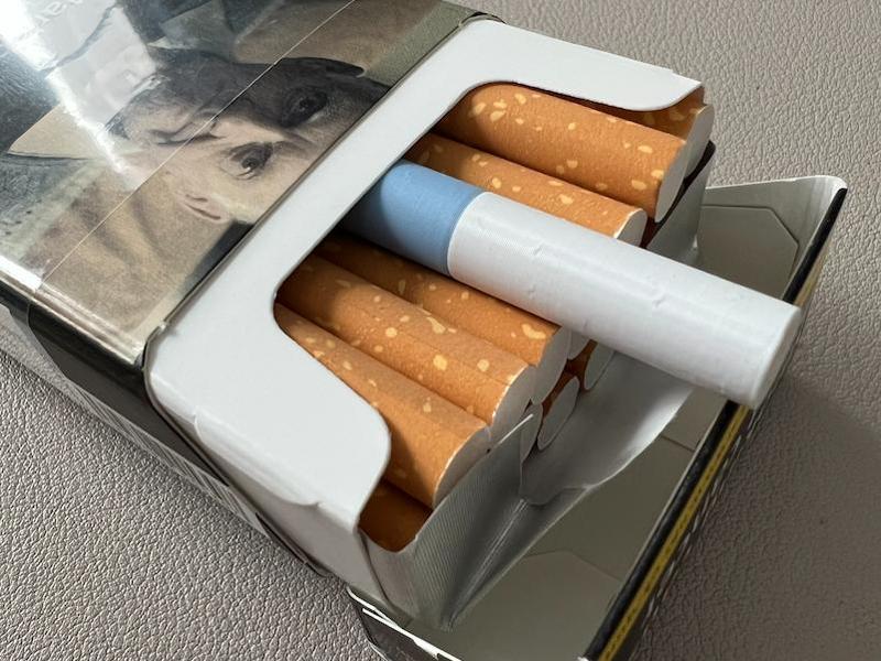 QUIT - Fake Cigarette for quit smoking habit