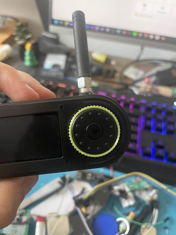 TEmbed grip wheel