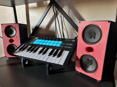 Small Bass Reflex Desktop Speaker v2