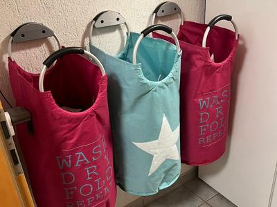 Wall Mount for Laundry Bag with Round Handle