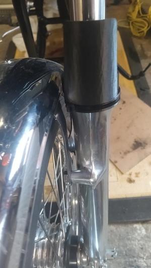 GT380 FORK PROTECTOR