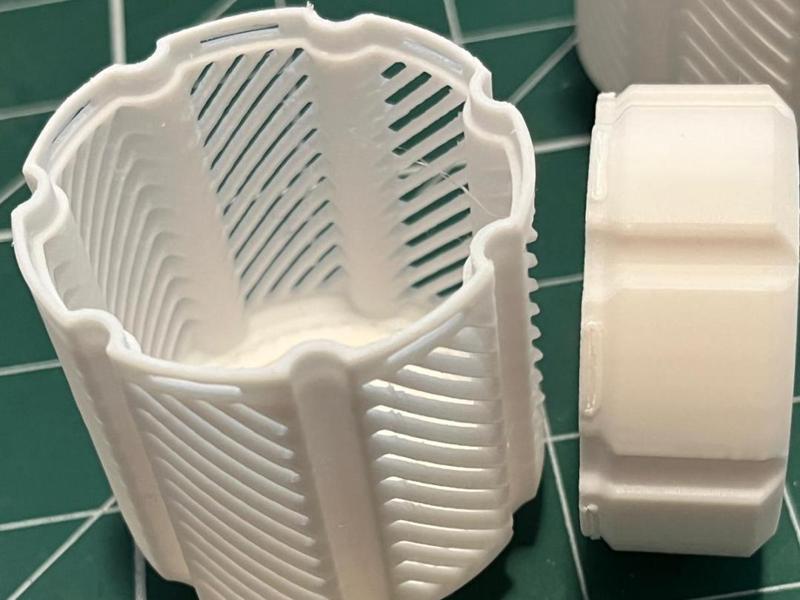 In Spool Desiccant Capsule - Snap Assembly